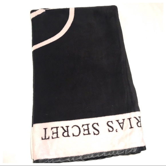 Victoria's Secret Other - EUC Victoria’s Secret Fleece Throw